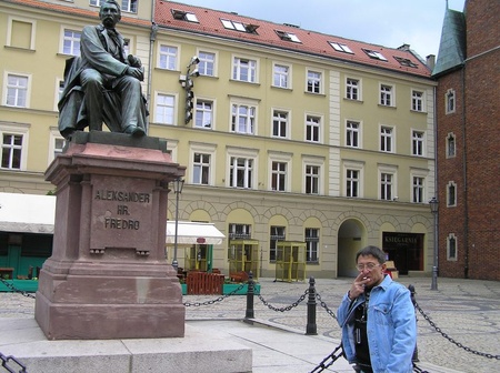 12-Wroclaw2 - the monument to Alexander Fredro