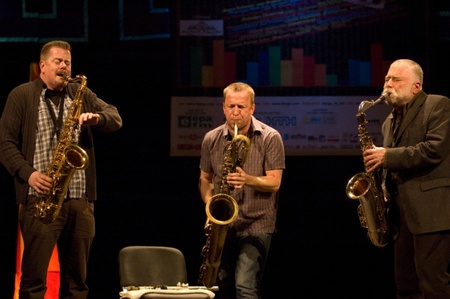 "Sonore": Vandermark-Gustafsson-Brotzmann