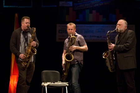 "Sonore": Vandermark-Gustafsson-Brotzmann