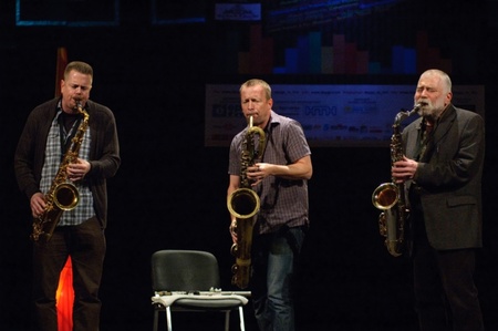 "Sonore": Vandermark-Gustafsson-Brotzmann