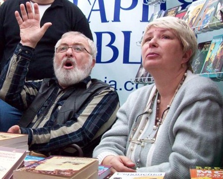 Валерій та Наталя Лапікури