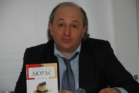 Іван Малкович презентує перші книги нової, ”Дорослої серії”