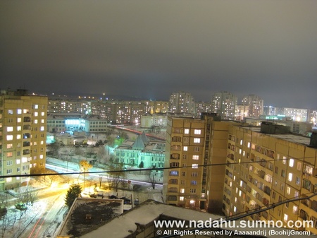 нічне фото з даху вулиці Антонича, Сихів ..