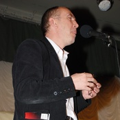 Олександр Ірванець дражниться
