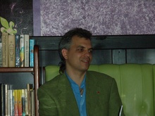 Олександр Гаврош, письменник і драматург