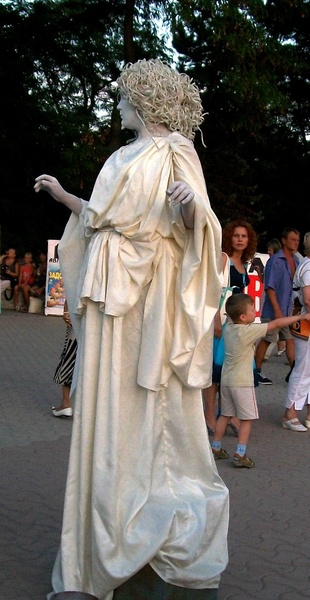Живі скульптури