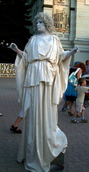 Живі скульптури