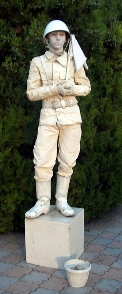 Живі скульптури
