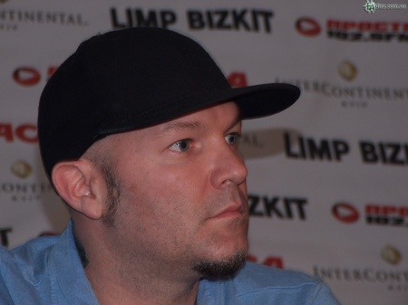 Limp Bizkit провели прес-конференцію у Києві