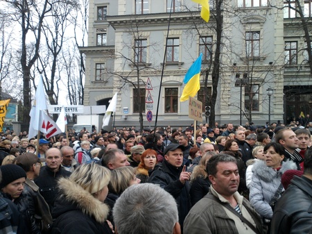 Мітинг на майдані проти податкового кодексу ФОТО