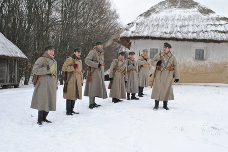 Українська революція. Військові реконструктори. Кіно