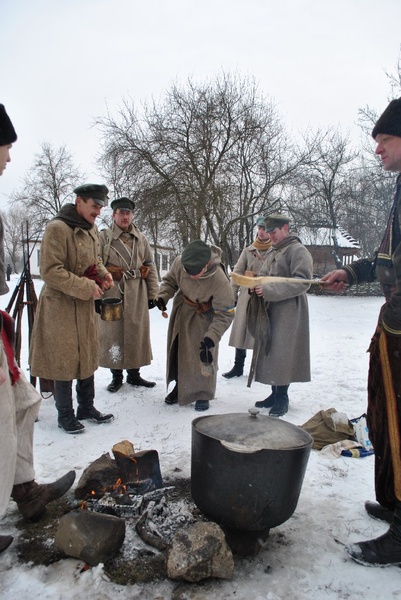 Українська революція. Військові реконструктори. Кіно