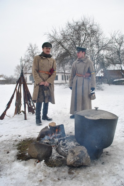 Українська революція. Військові реконструктори. Кіно