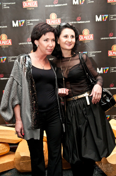 img893550