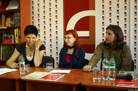 Презентація журналу "Дніпро" у книгарні "Є"