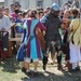 Лицаря наряджають мандрівні артистки з театру танцю "Алєнтрада"