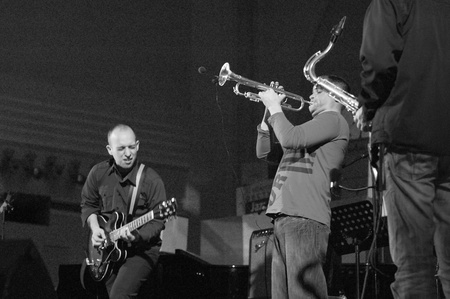 Contemporary Noise Sextet