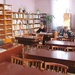 Бібліотека в м.Кобеляки Полтавської обл. - хоч і в райцентрі, але фонди дуже і дуже скромні і обділені сучасними книжками.