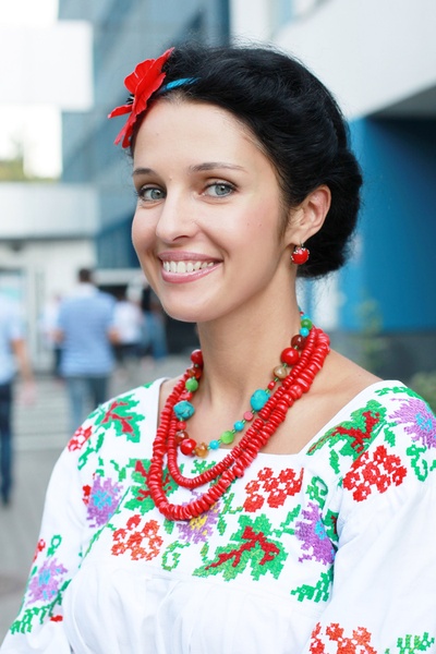 Щороку День Незалежності київстарівці святкують у національному вбранні.